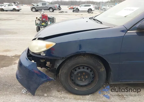 2005 Toyota Camry Le z USA, uszkodzony, nr VIN 4T1BE32K45U041723